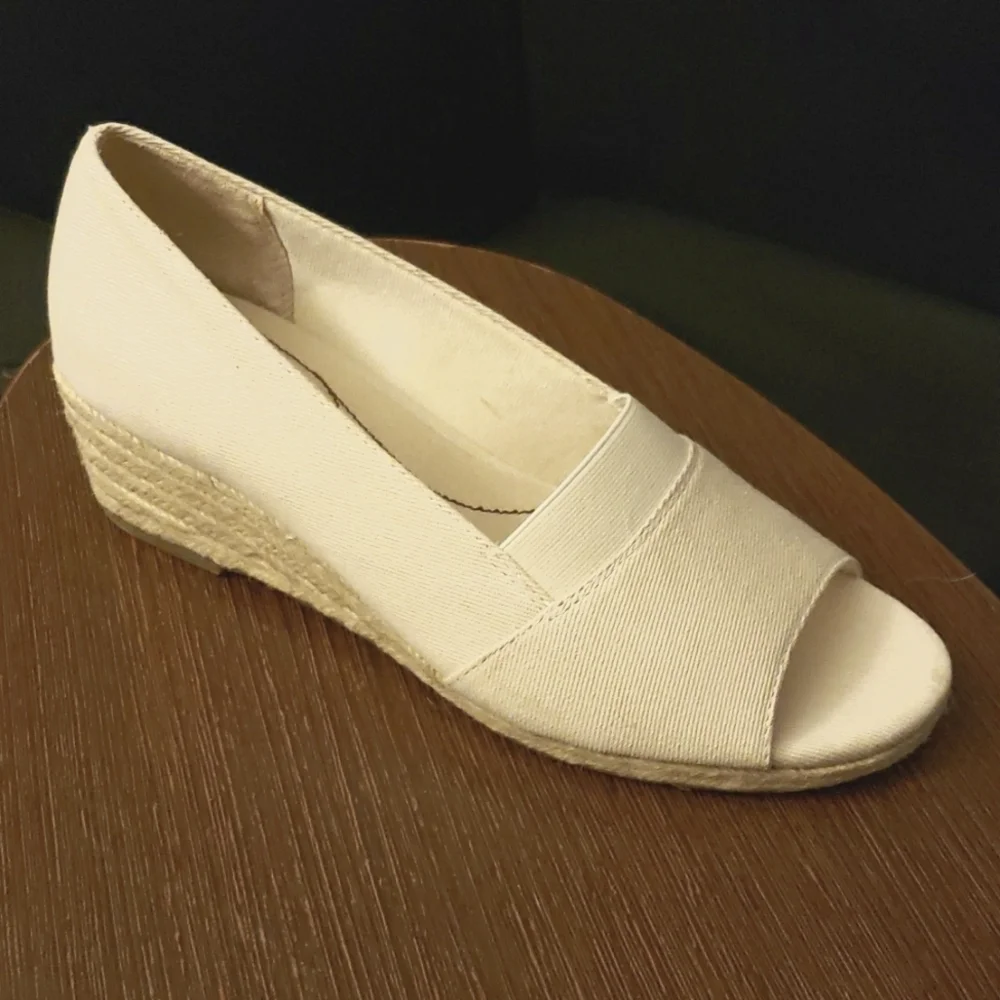 LifeStride Women's Sola Espadrille Wedge Sandal Size 8W
